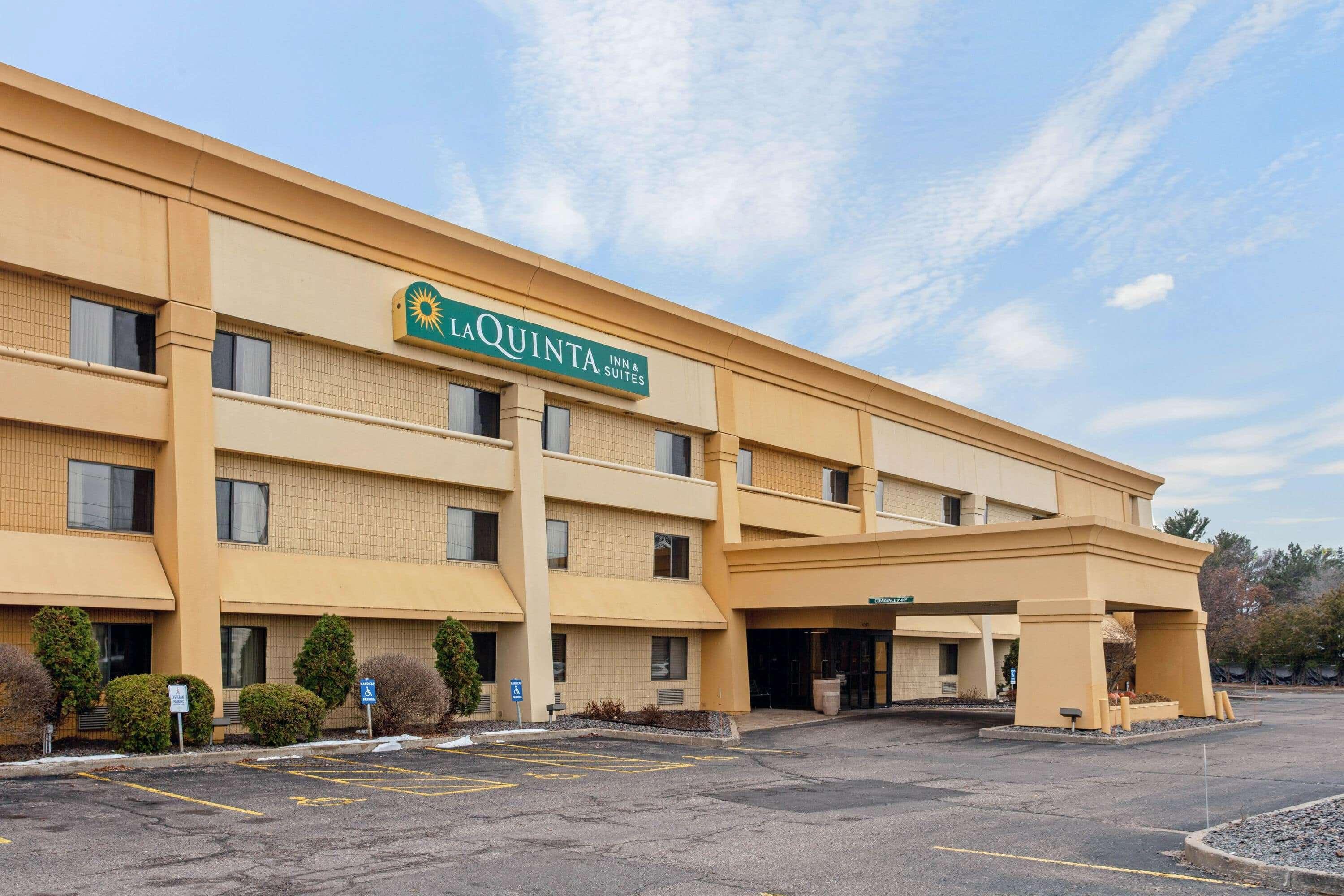 La Quinta By Wyndham Stevens Point Hotel Екстериор снимка
