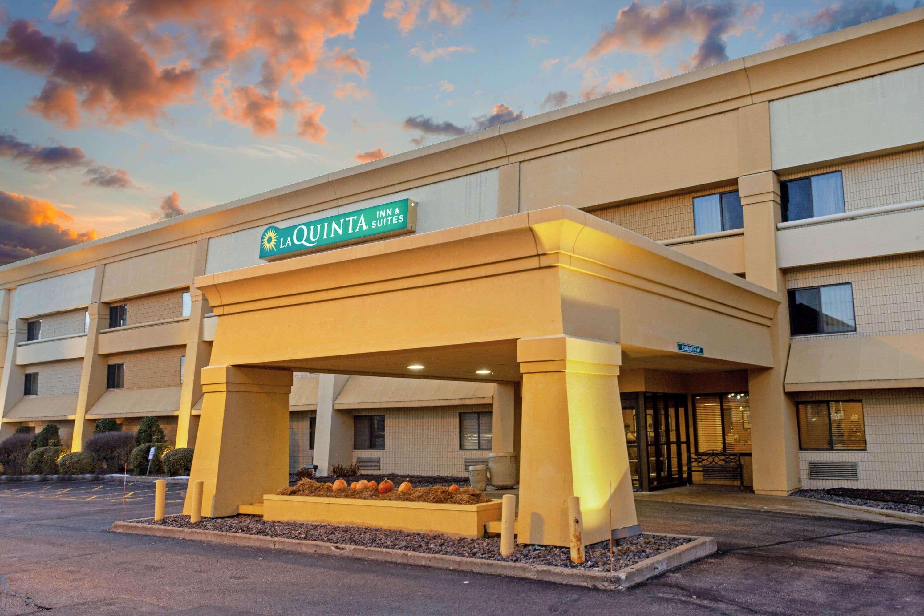 La Quinta By Wyndham Stevens Point Hotel Екстериор снимка