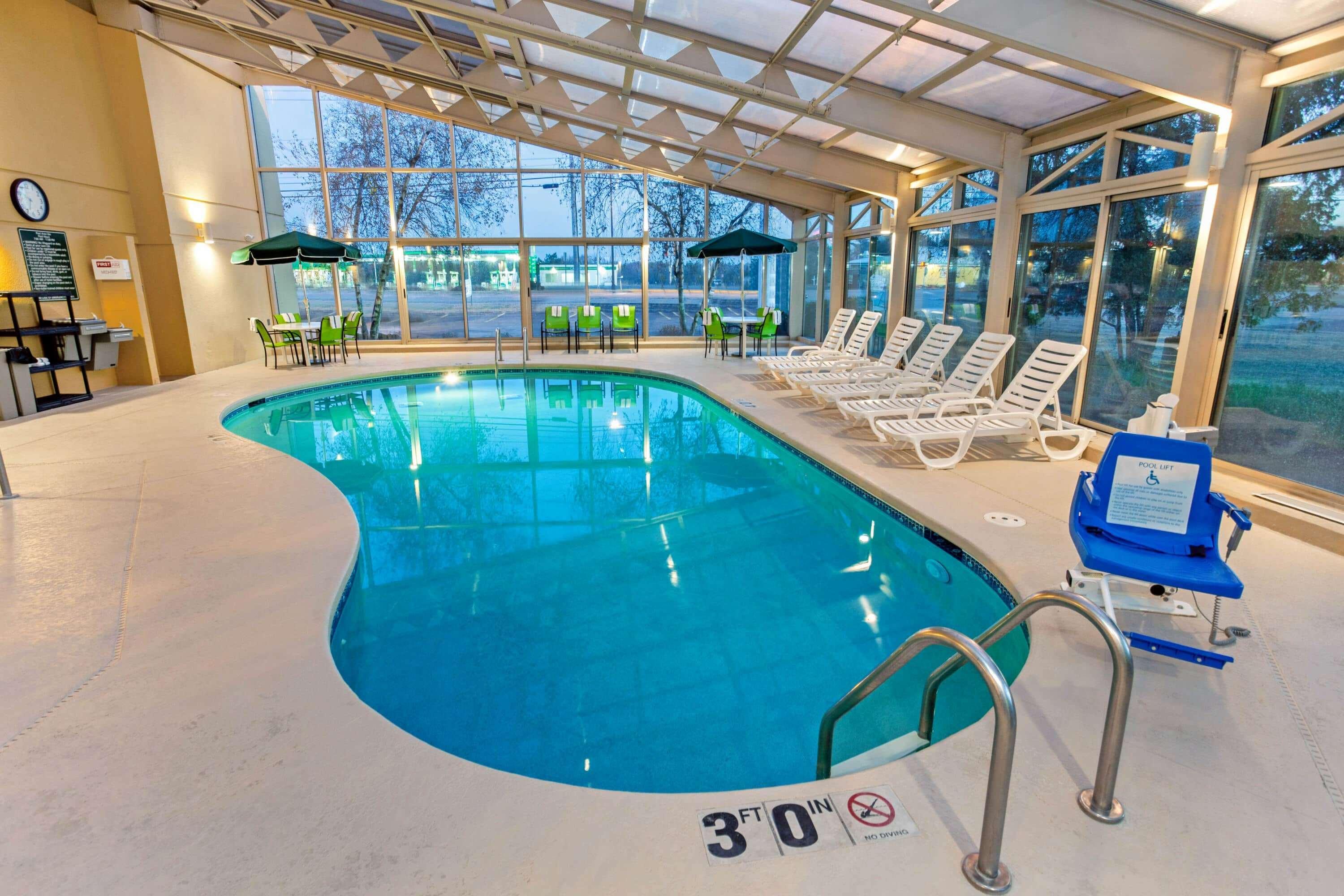 La Quinta By Wyndham Stevens Point Hotel Екстериор снимка